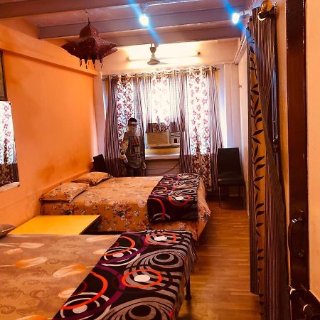 Golden Lodge Varanasi Exterior foto